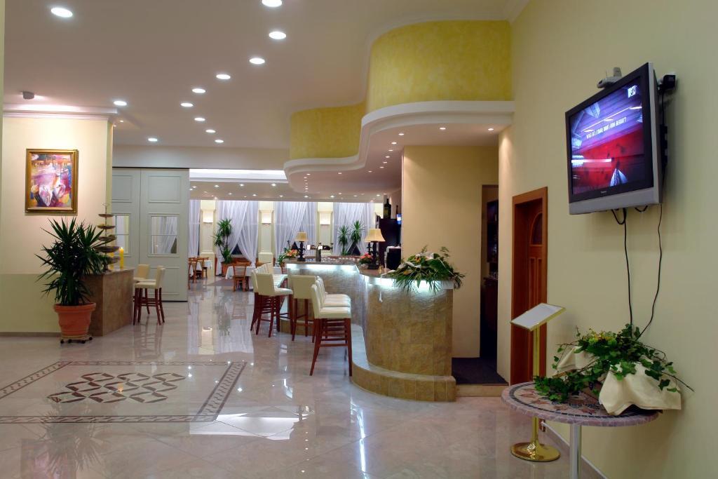 Hotel Bila Ruze Písek Exterior foto