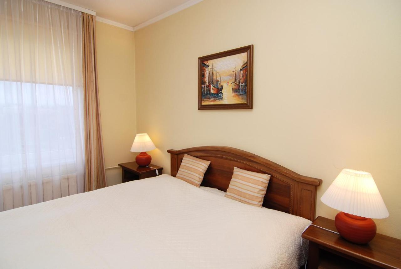 Hotel Bila Ruze Písek Exterior foto